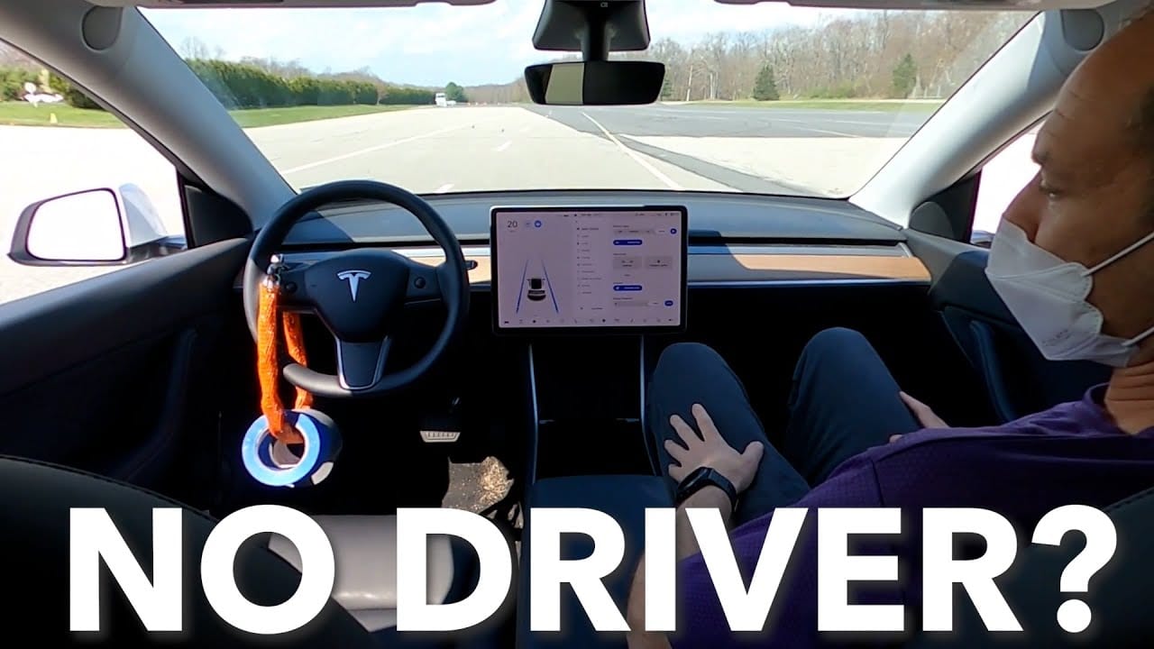 We Drove a Tesla with No One in the Driver's Seat. That's Not a Good