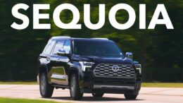 2023 Toyota Sequoia | Talking Cars With Consumer Reports #374 10