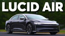 2022 Lucid Air | Talking Cars With Consumer Reports #391 11