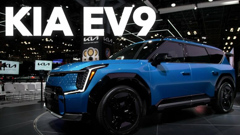 2024 Kia Ev9 | 2023 New York Auto Show 1