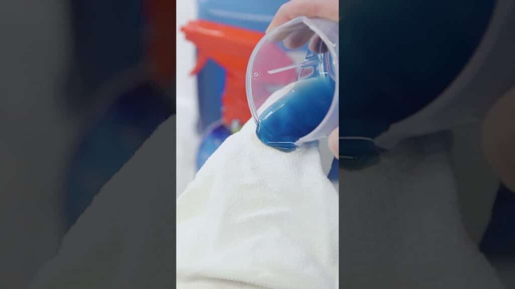 5 Things I Would Never Do as a Laundry Expert #shorts 1