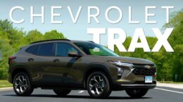2024 Chevrolet Trax | Talking Cars With Consumer Reports #419 8