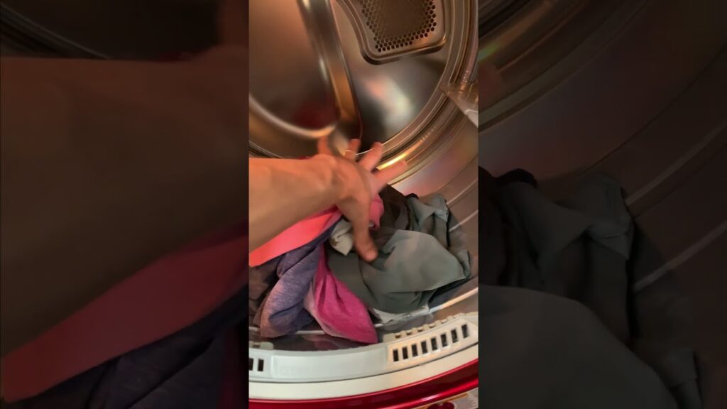 A Laundry Tip for Dealing With Wrinkles #shorts 2 A Laundry Tip for Dealing With Wrinkles #shorts 1