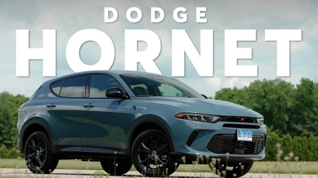 2023 Dodge Hornet | Talking Cars with Consumer Reports #424 1