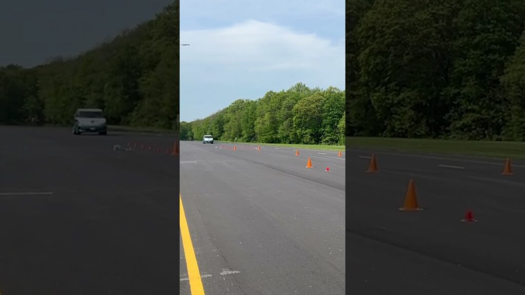 CR's 2025 VW ID.Buzz going through our emergency handling course! 1