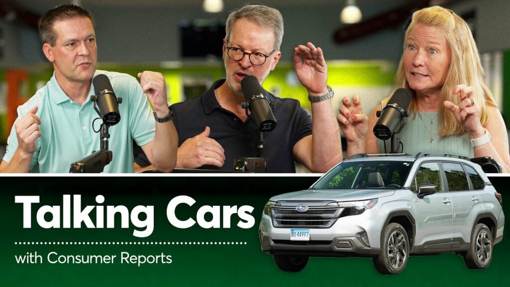 2025 Subaru Forester Hybrid | Talking Cars with Consumer Reports 1