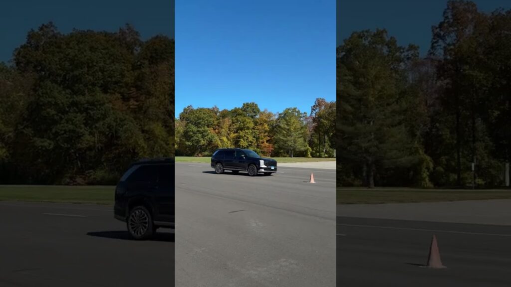 2026 Hyundai Palisade Calligraphy AWD being tested at the CR track 1