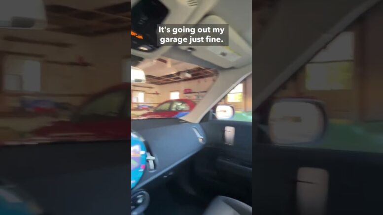 Real World Evaluation Of The 2025 Mini Countryman Se All4 Back-Up Assistant Feature 1